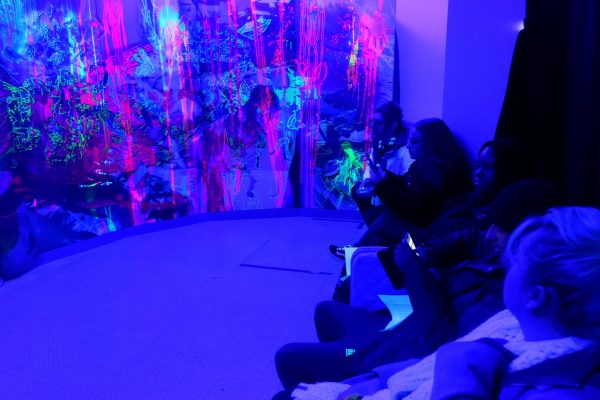 The Young Creatives Step into ARTificial Reality and Research Immersive Experiences